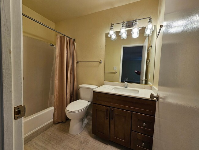 Building Photo - Spacious 4-Bedroom Home on the El Cerrito ...