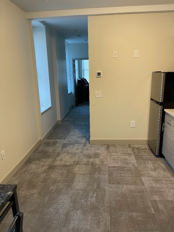 Building Photo - 1417 W9th St