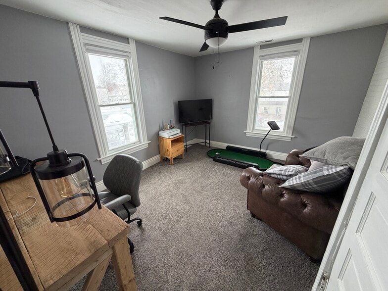 Building Photo - 10815 Waterville St