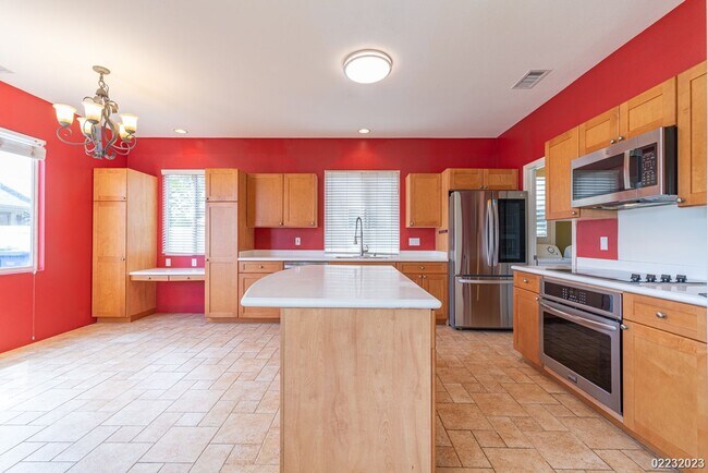 Building Photo - 3br/2.5 ba Single Family Home in Ocean Pointe