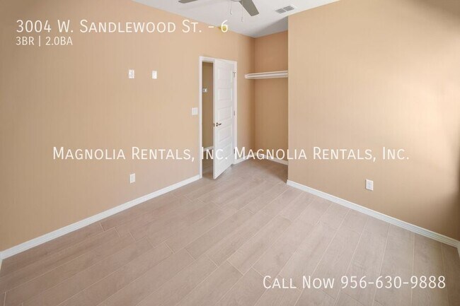 Building Photo - 3004 W Sandlewood St