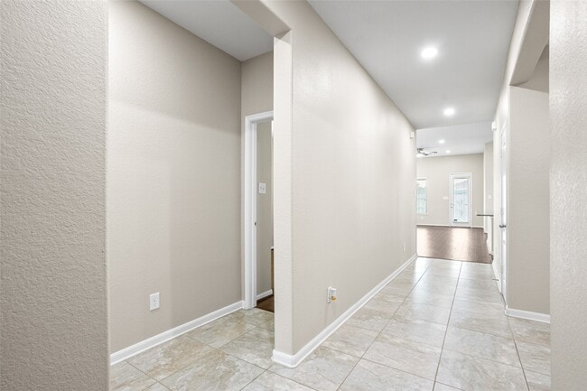 Building Photo - 6530 Bayliss Valley Ln