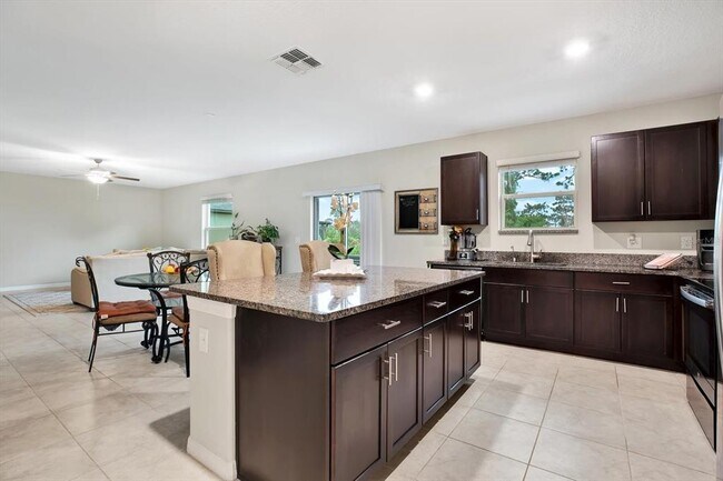 Building Photo - 12813 Wildflower Meadow Dr