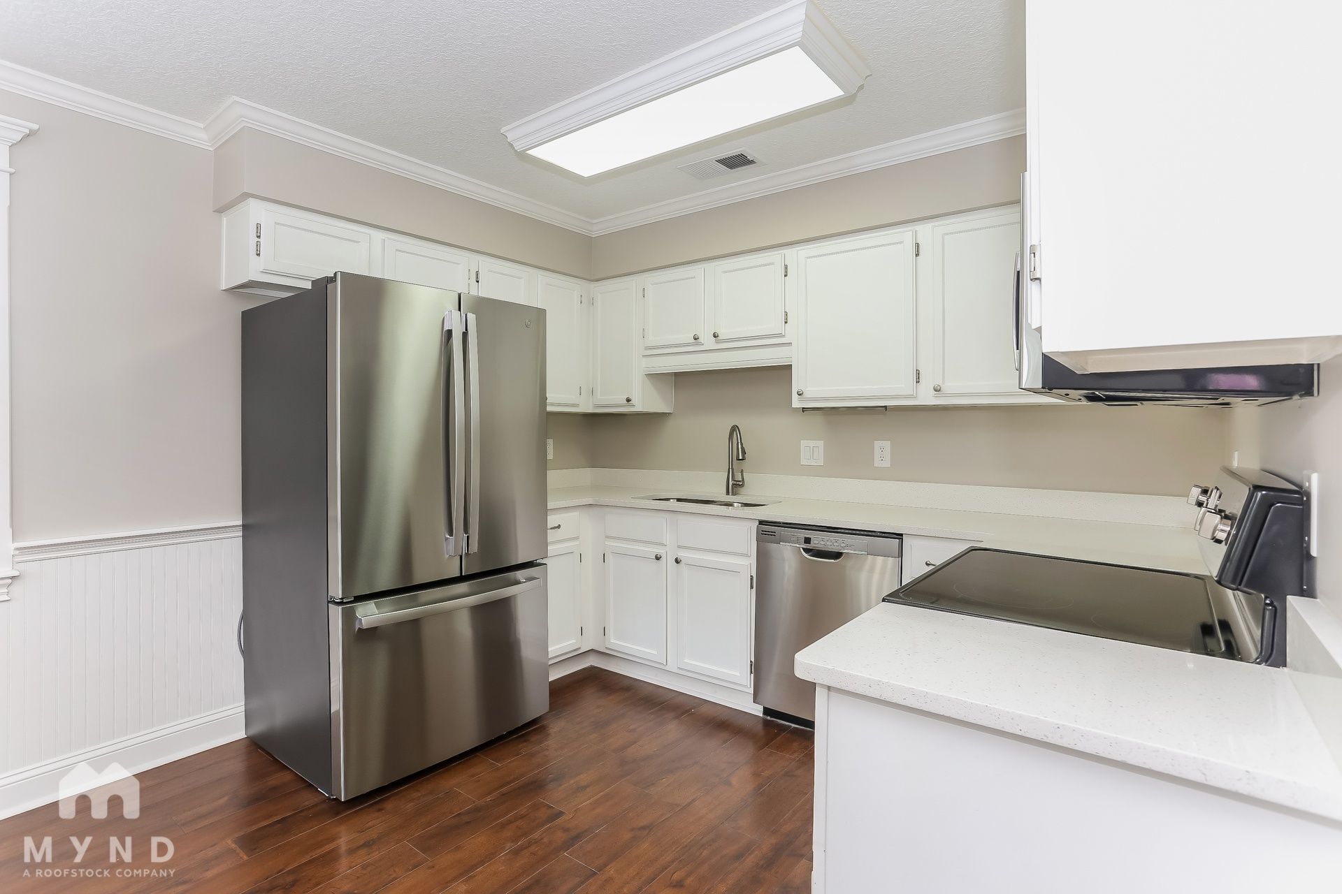 Building Photo - 633 Radnor Ln