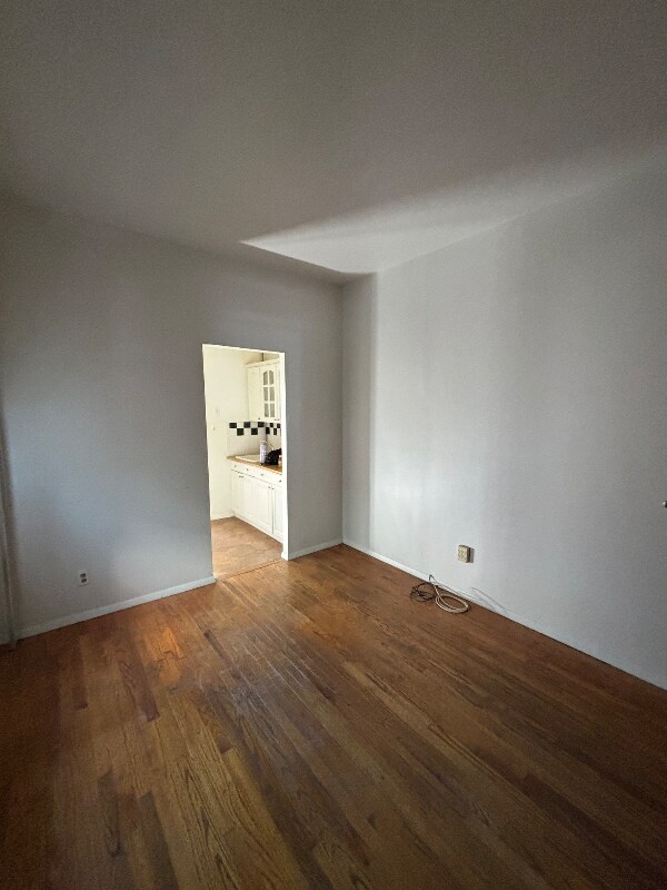 Building Photo - 53-53 72nd St