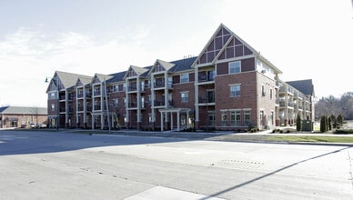 Building Photo - Bradley I and II