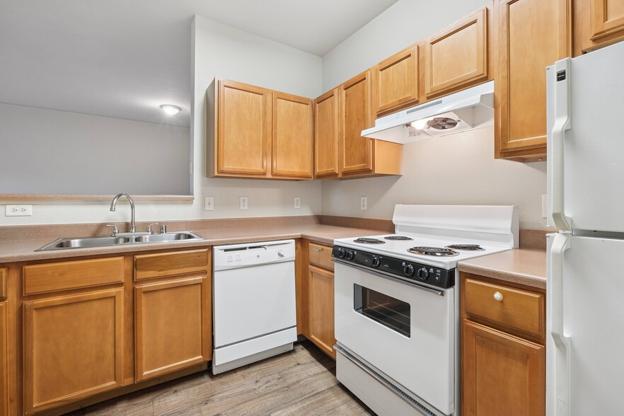 Building Photo - Sequoia Park Apartments