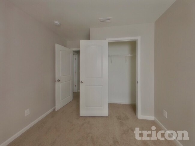 Building Photo - 1551 Peabody Court