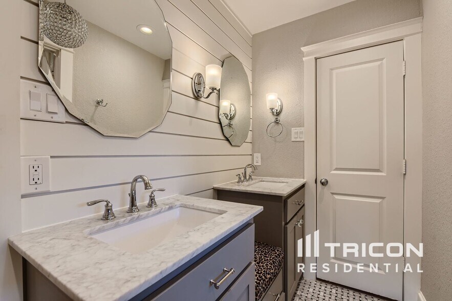 Building Photo - 207 Tanglewood Dr