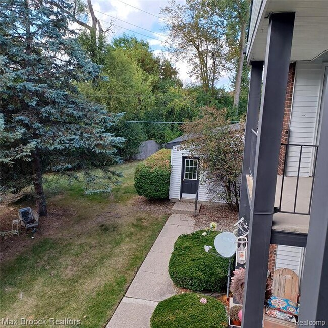 Building Photo - 31045 Pheasant Run St