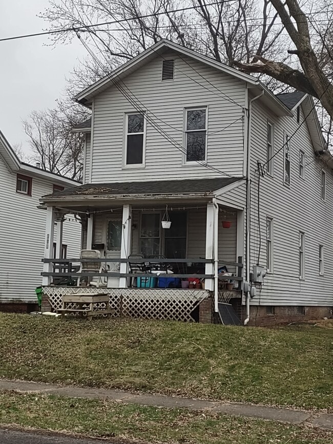 Building Photo - 601 E South St
