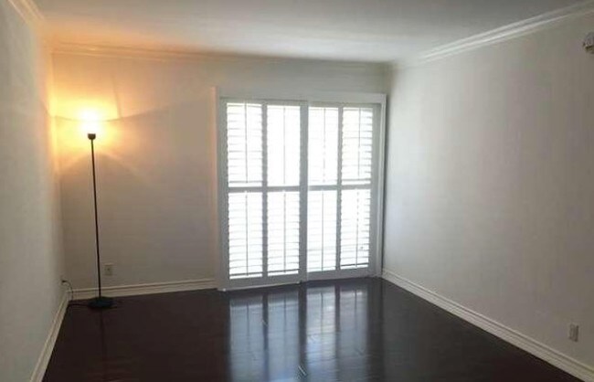 Master Bedroom - 1741 Granville Ave