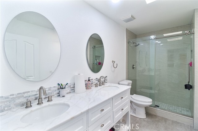 Building Photo - 64109 Doral Dr
