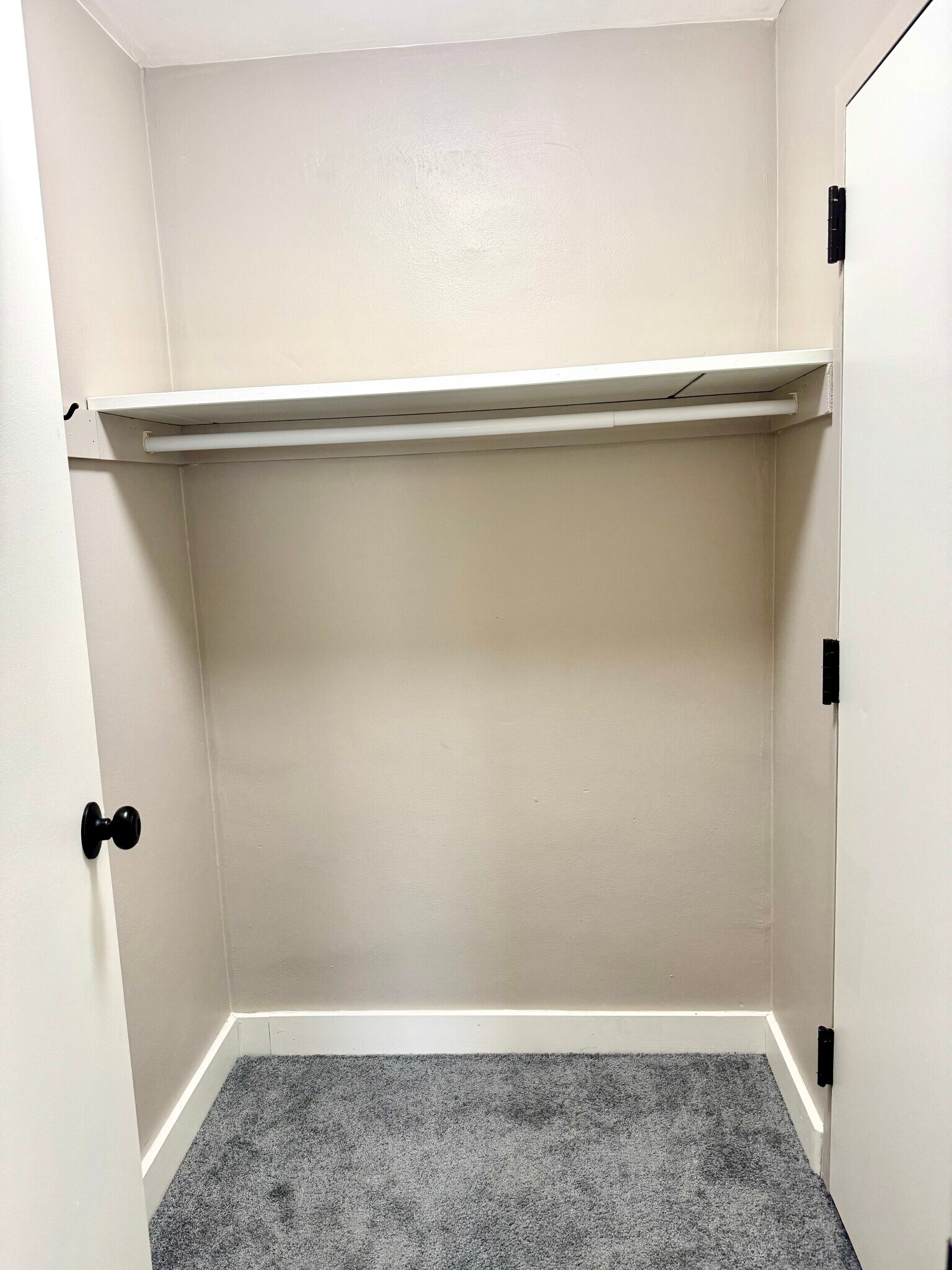 Walk in closet with plenty of room for your belongings - 7100 Thomas Blvd