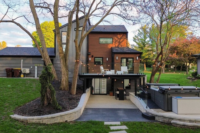 Building Photo - 4016 Eaton Dr