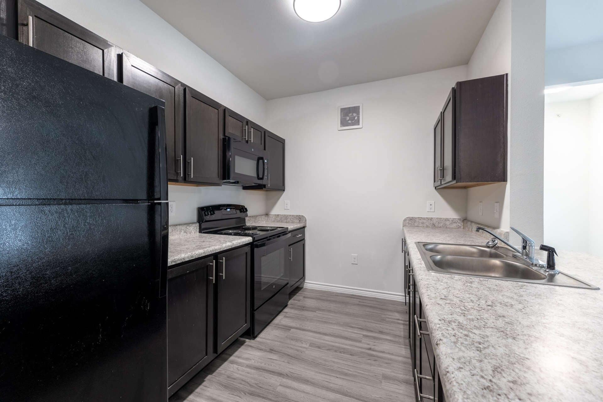 Building Photo - 2900 La Junta St