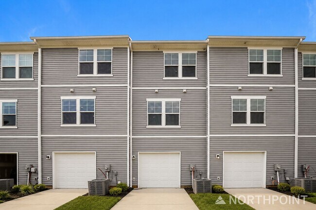 Building Photo - 3-Bedroom, 3.5 Bath Townhome for Rent in Mooresville, NC | Attached Garage & Modern Kitchen