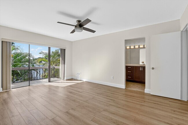 Building Photo - 21476 Juego Cir