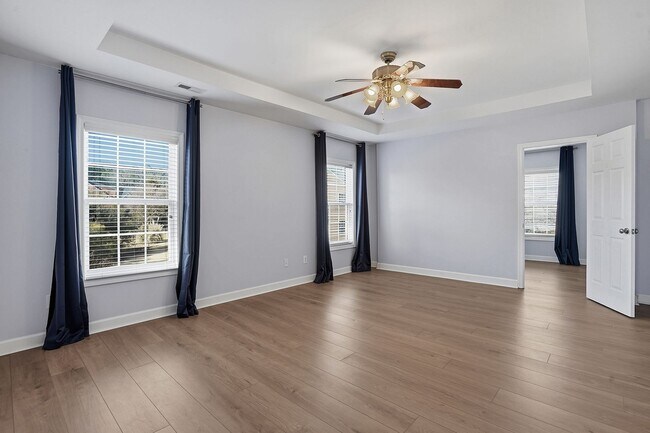 Building Photo - PRICED REDUCED!  COME SEE TODAY! Stunning home nestled at the end of a quiet cul-de-sac!