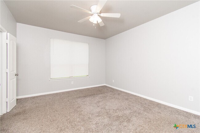 Building Photo - 3209 Shawlands Rd