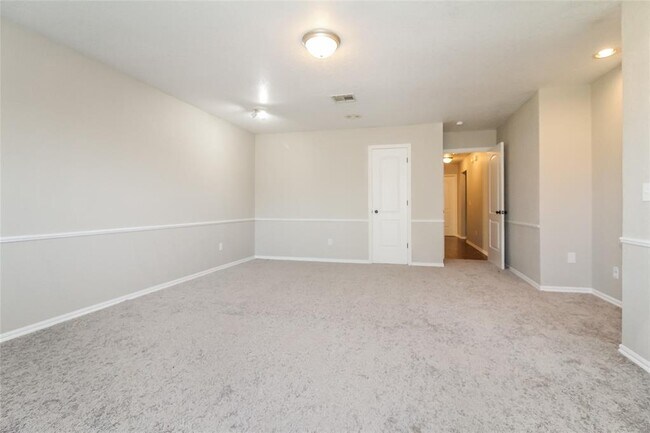 Building Photo - 3701 Harmony Dr