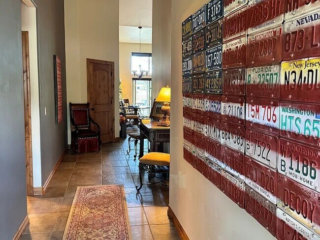 Building Photo - Wedgewood Villas ***ALL UTILITIES INCLUDED***