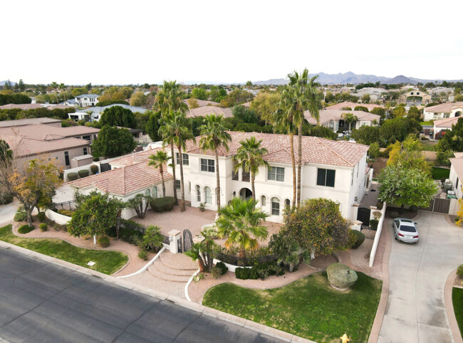 Primary Photo - 3306 E Jaeger Cir