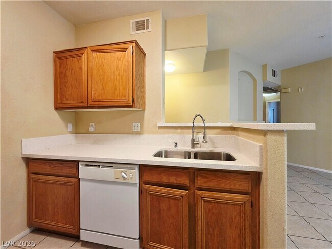 Building Photo - 7123 S Durango Dr