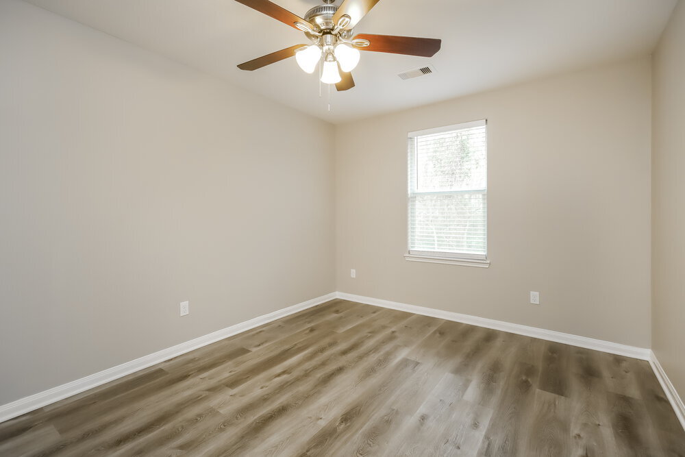 Building Photo - 10296 Stone Gate Dr