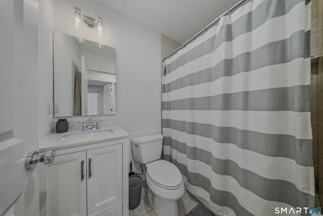 Building Photo - 145 Brentwood Ave