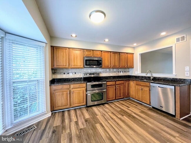 Building Photo - 11812 Great Owl Cir