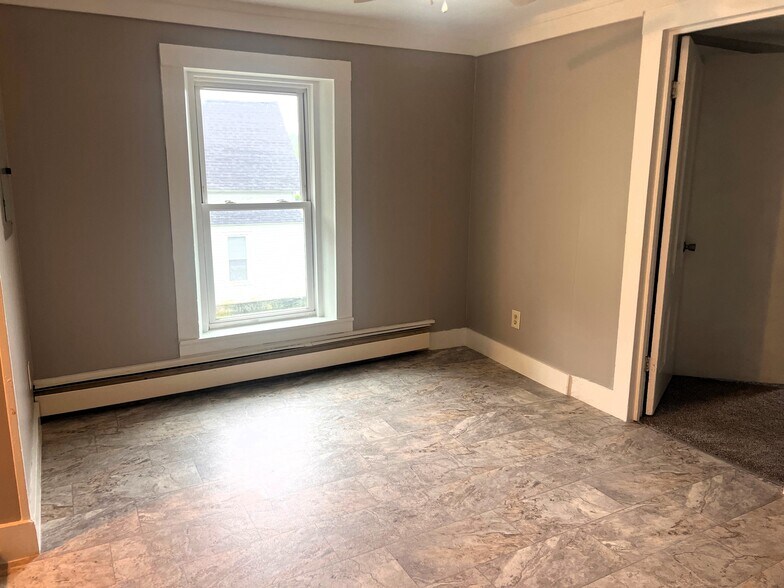 Building Photo - 59 Summer St