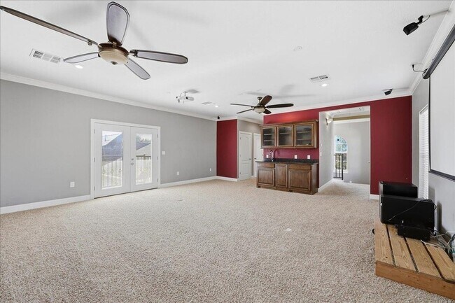 Building Photo - 2490 Amberwood Dr