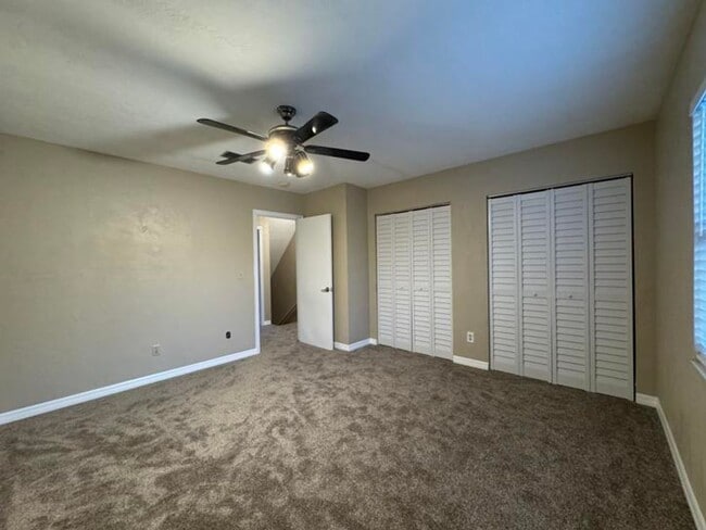 Building Photo - 2/1.5 Townhome in Port Orange