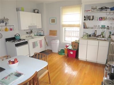 Building Photo - 143 Orchard St