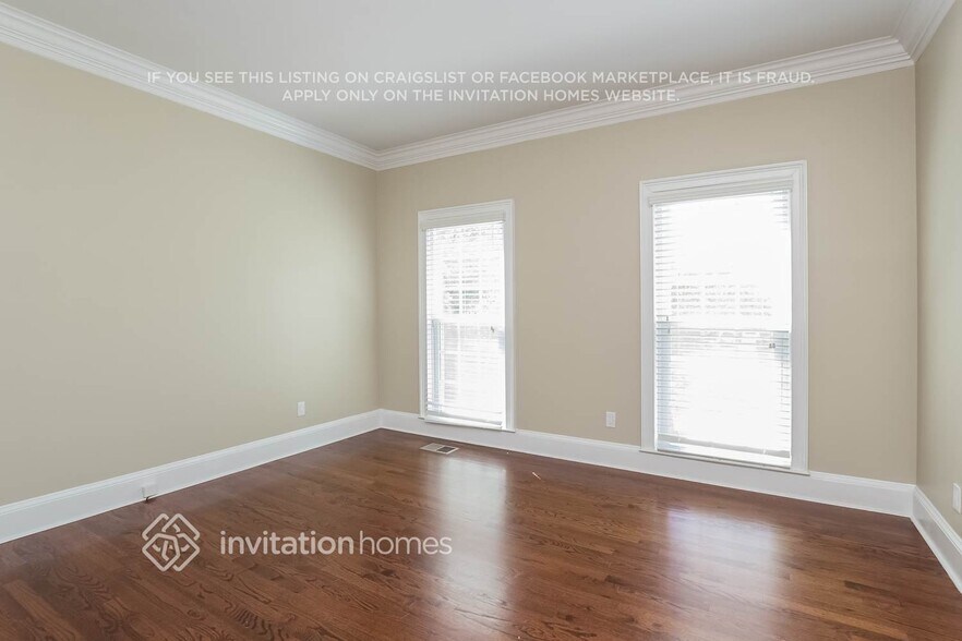 Building Photo - 435 Clubfield Dr