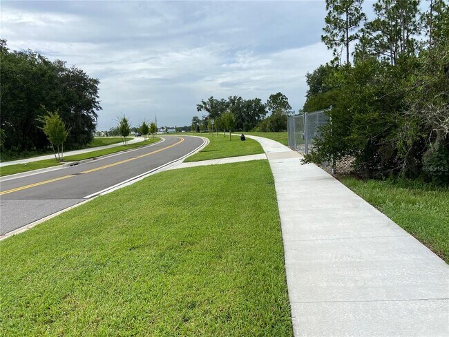 Building Photo - 5029 Avalon Park Blvd