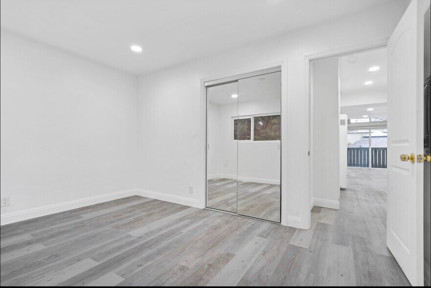 Building Photo - 4925 Indian Wood Rd