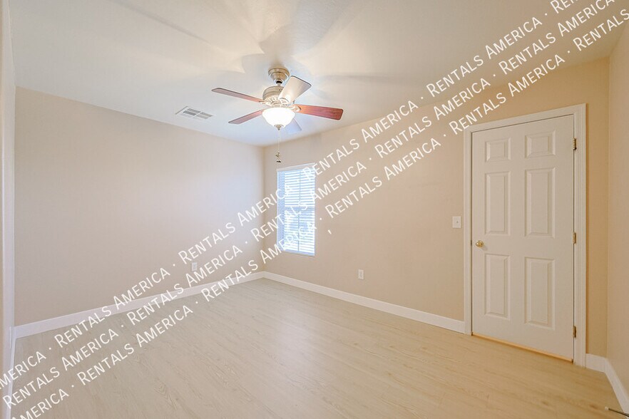 Building Photo - 35101 N 30th Ln