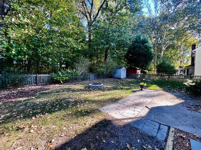 Building Photo - Welcome to this beautiful home in Salem La...