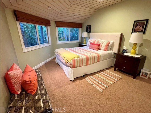 Building Photo - 1137 Marine Dr