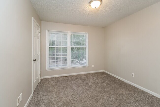 Building Photo - 12026 Lazy Willow Ln