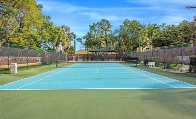 Building Photo - 19801 E Country Club Dr