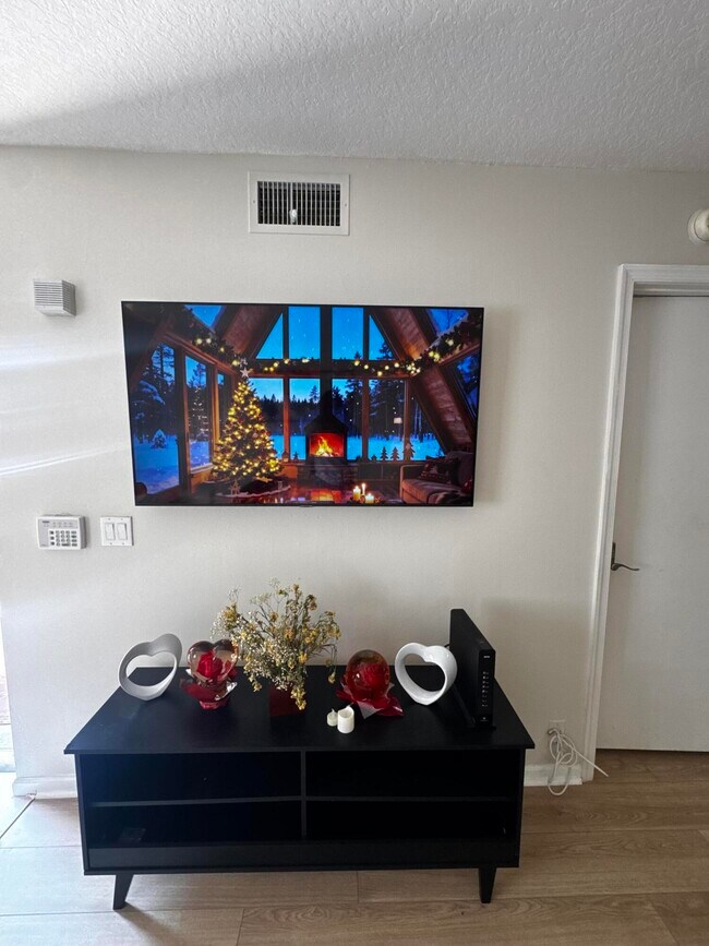 Building Photo - 3810 N Jog Rd