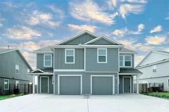 Building Photo - 7225 Spotted Leaf Wy