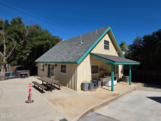 Building Photo - 6172 Sylvan Dr