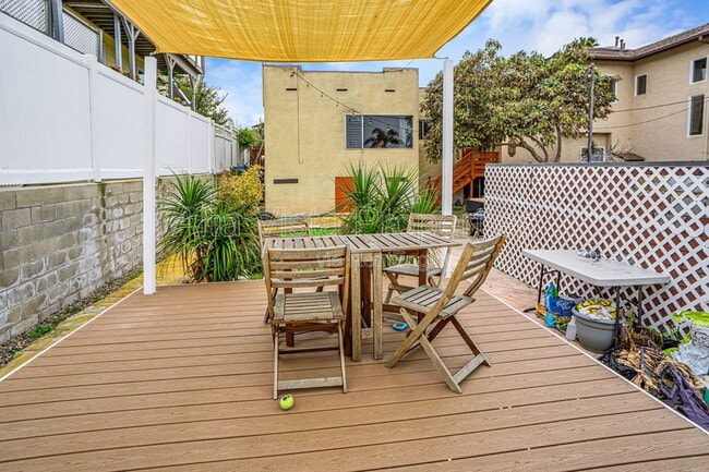 Building Photo - 4546 Brighton Ave