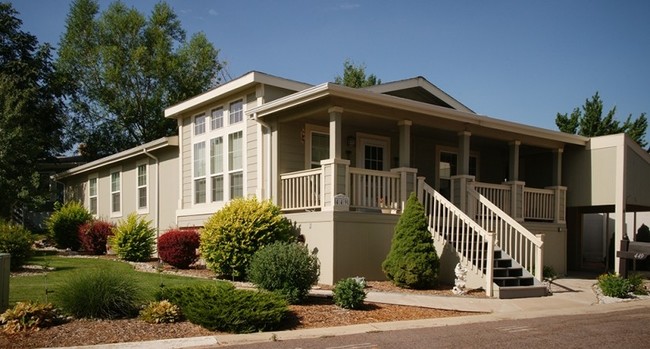 Primary Photo - Holiday Hills Village