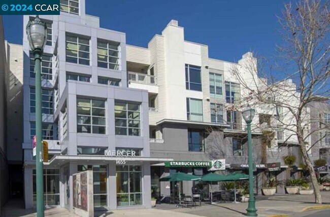 Building Photo - 1655 N California Blvd