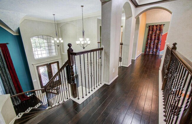 Building Photo - 4203 Scenic Valley Ln